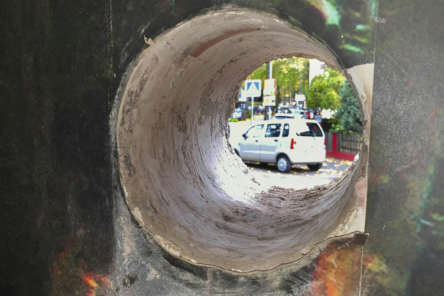 Borrra hål för den friska luften Ventilationsmontering